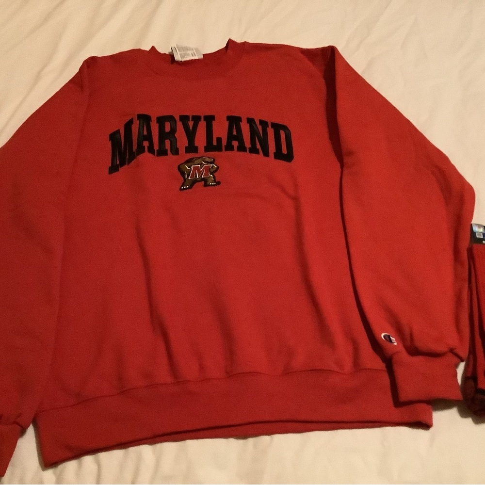 Champion Men's Red Maryland Crewneck Sweater